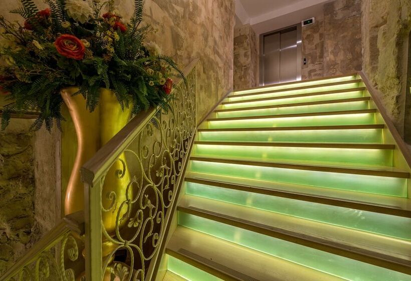 Fotos del hotel Plaza Marchi Old Town - Mag Quaint & Elegant Boutique Hotels:  3