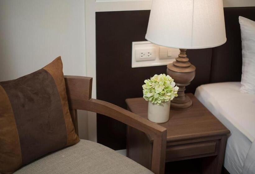 Casa Vimaya Riverside