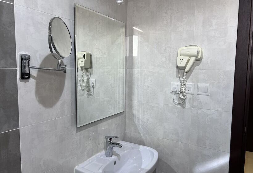 Fotos del hotel Orchid Suites 4:  3