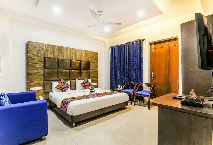 Fab The Residency Dlf Galleria