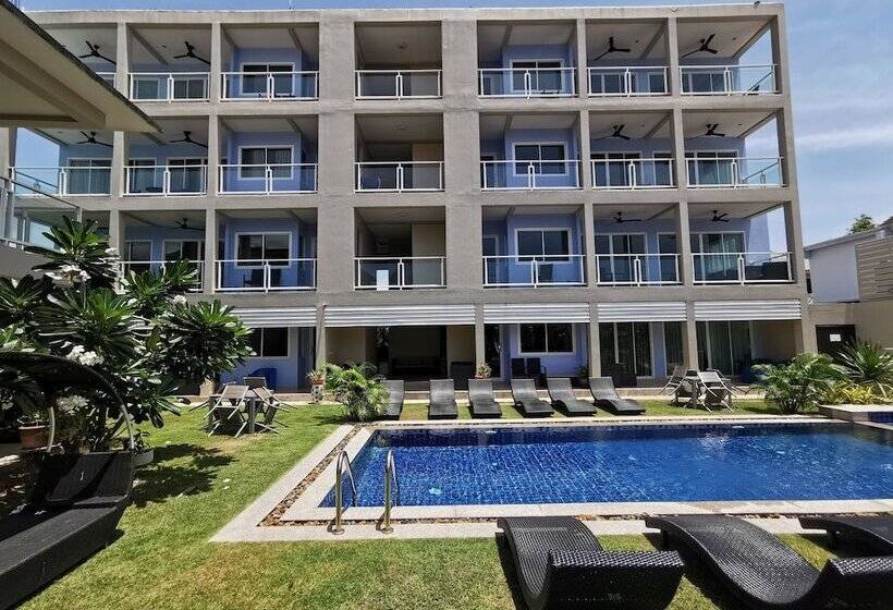 Surf And Sand Resort