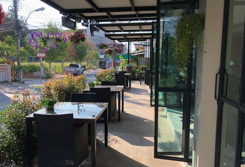 Fotos del hotel Surf And Sand Resort:  16