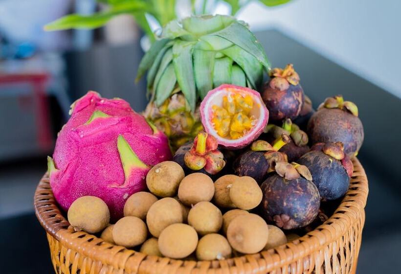 Fotos del hotel Surf And Sand Resort:  4