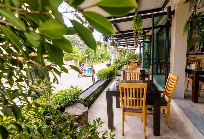 Fotos del hotel Surf And Sand Resort:  2