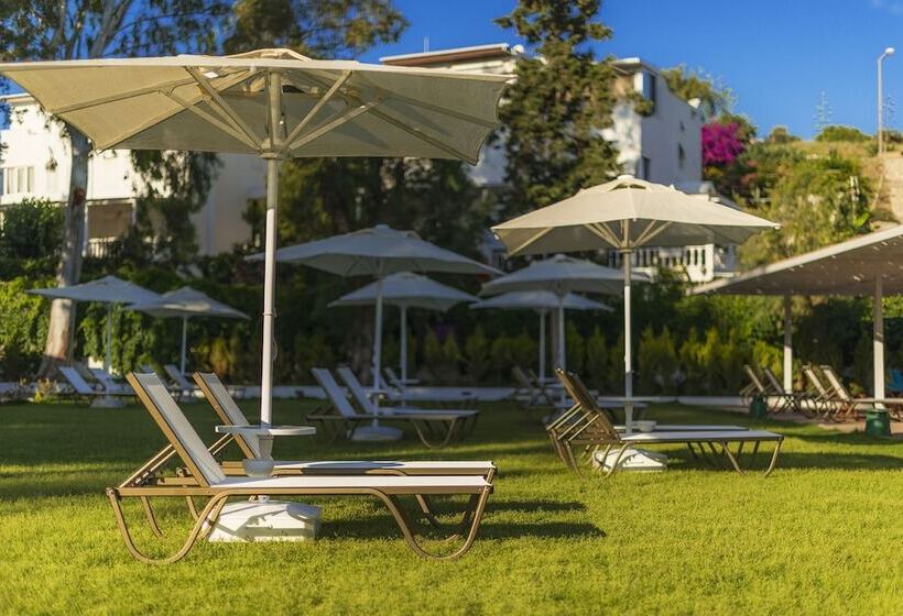 Fotos del hotel Liv Hotel By Bellazure:  3