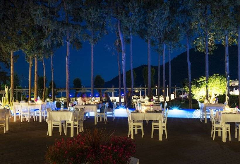 Fotos del hotel Liv Hotel By Bellazure:  4