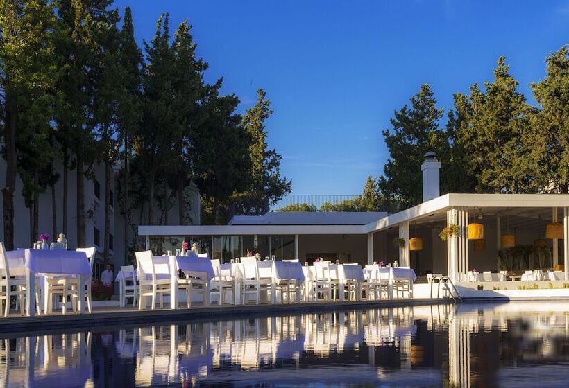 Fotos del hotel Liv Hotel By Bellazure:  5