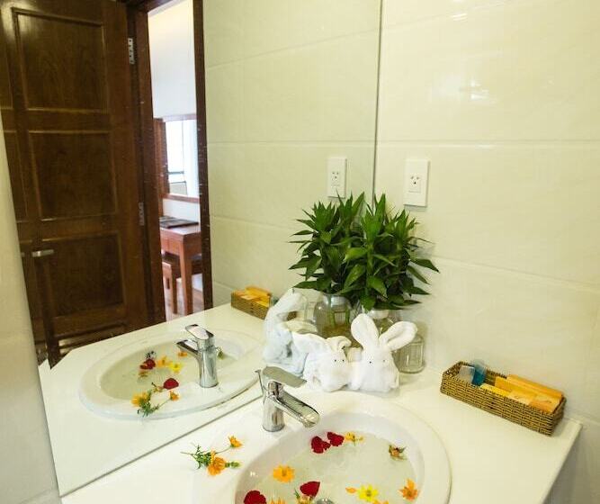 Fotos del hotel Dana Sailing:  11