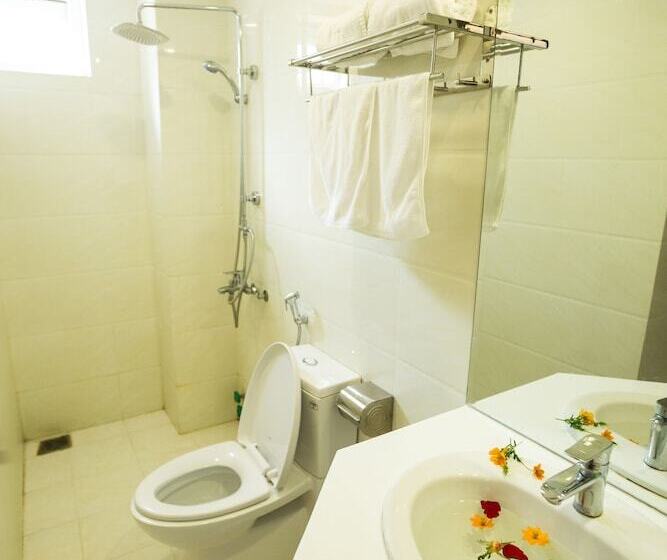 Fotos del hotel Dana Sailing:  12