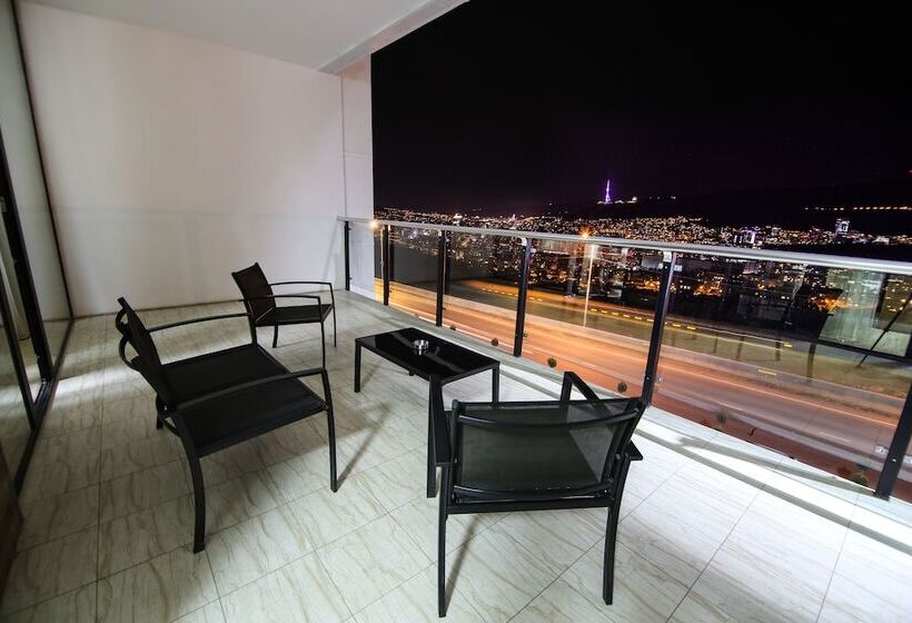 Fotos del hotel Lisi Hills:  10