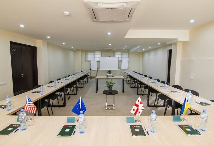 Fotos del hotel Lisi Hills:  12