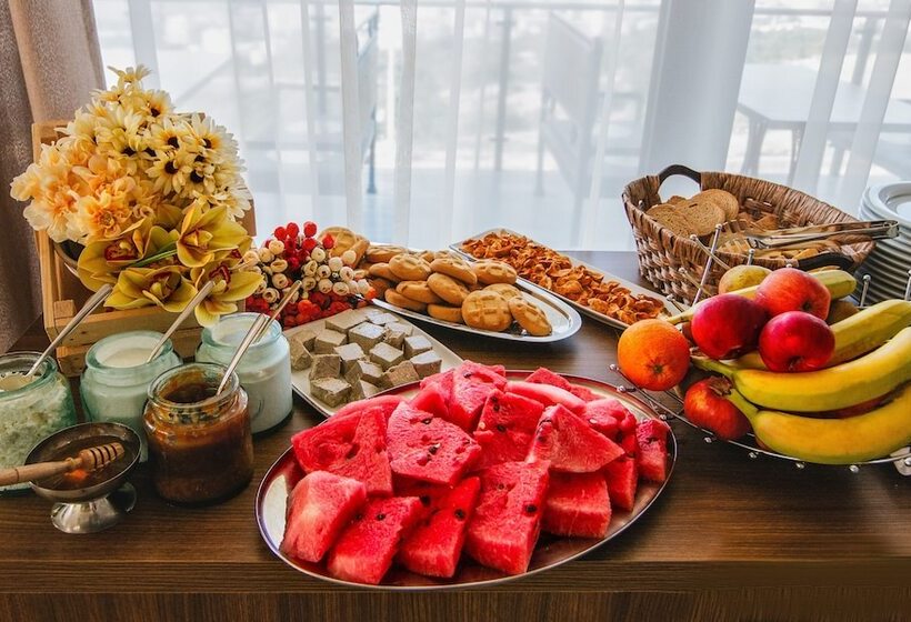 Fotos del hotel Lisi Hills:  16