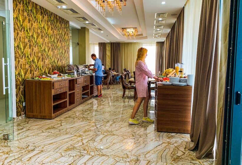 Fotos del hotel Lisi Hills:  21