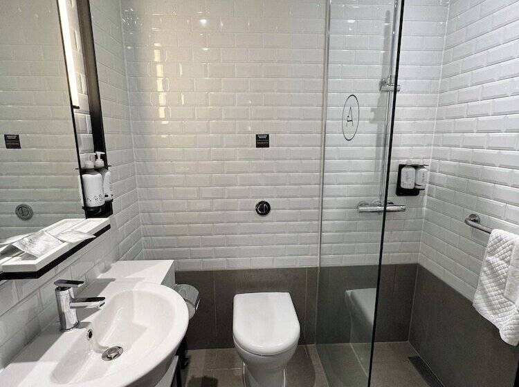 Fotos del hotel Aerotel London Heathrow T2 & T3:  4