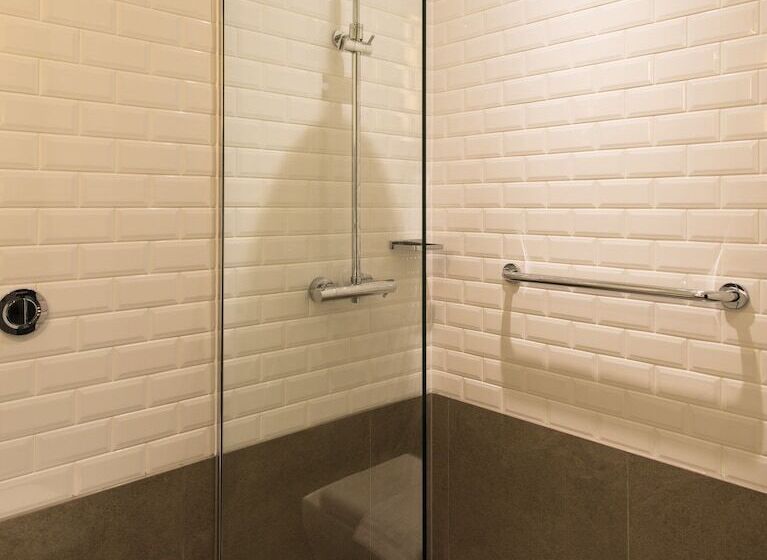 Fotos del hotel Aerotel London Heathrow T2 & T3:  15