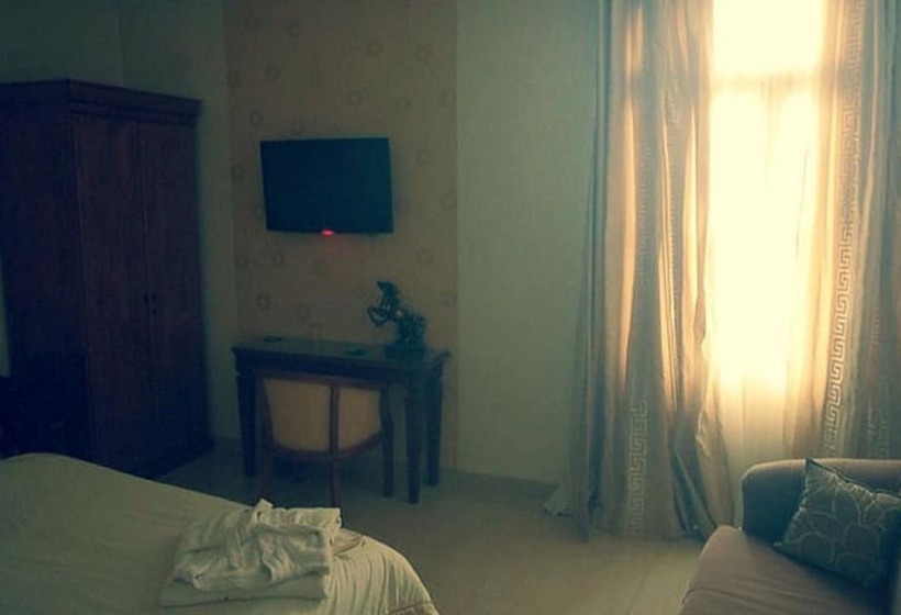 Fotos del hotel Des Princes:  8