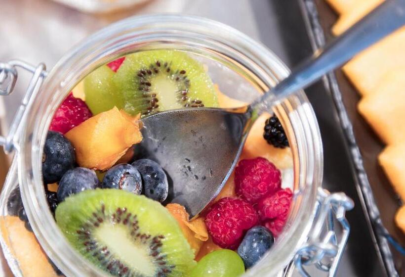 Fotos del hotel Ami Budva Petrovac:  3