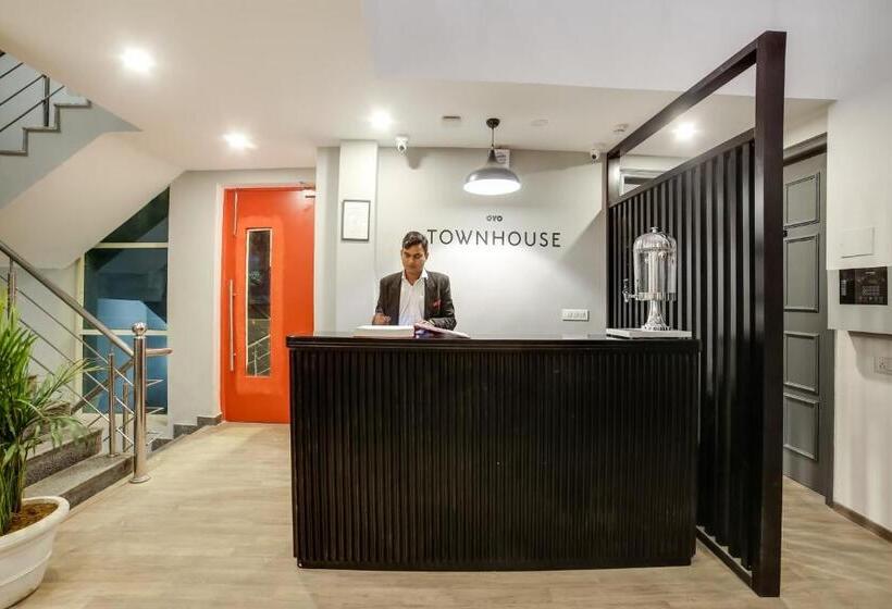 Fotos del hotel Oyo Flagship 516 Unitech Cyber Park:  9
