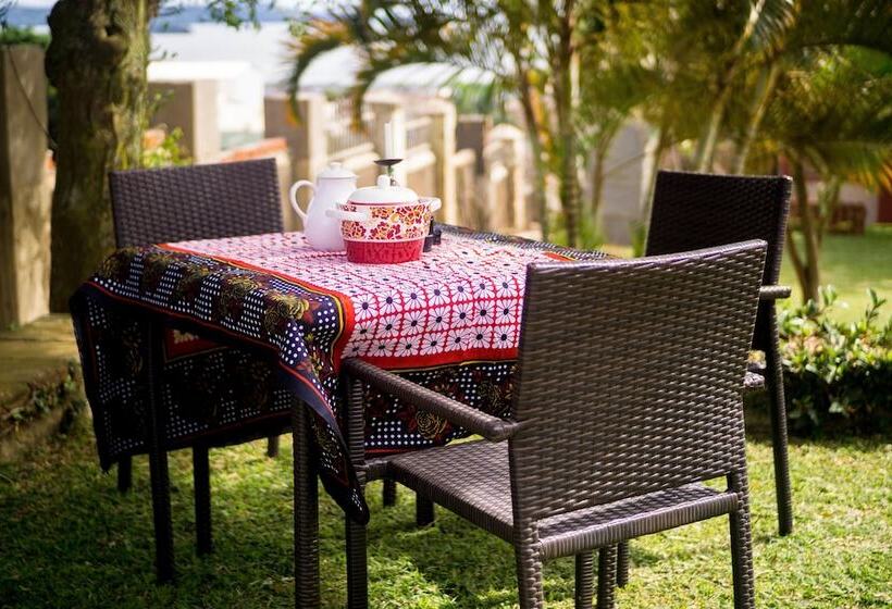 Fotos del hotel Lake Breeze House:  6