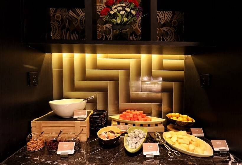 Fotos del hotel Jinjiang Metropolo Shanghai Xintiandi:  2