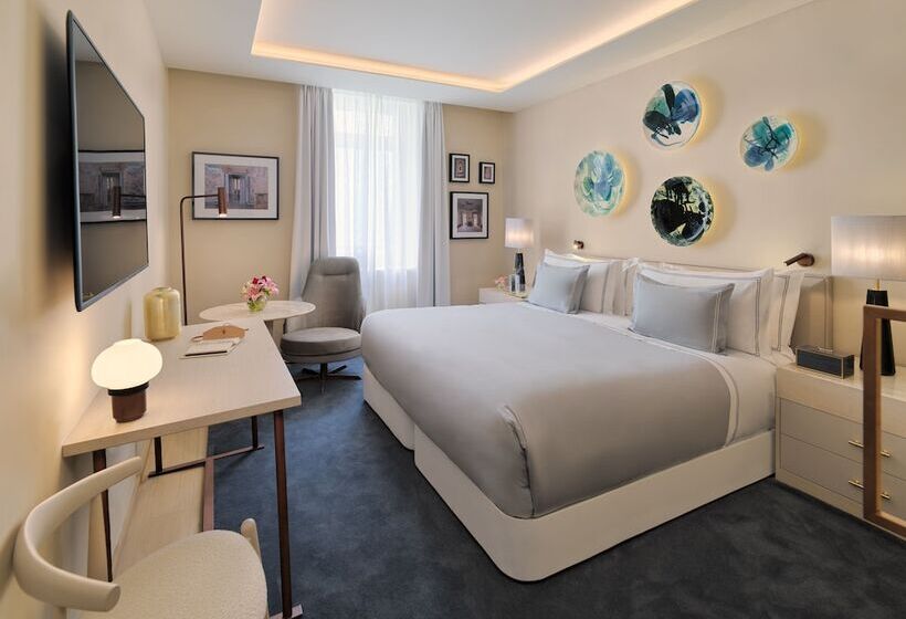 The One Palácio Da Anunciada