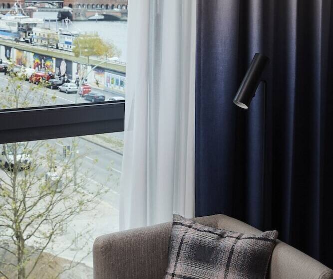 Fotos del hotel Indigo Berlin  East Side Gallery, An Ihg:  8