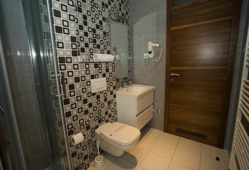 Fotos del hotel Ruža:  3