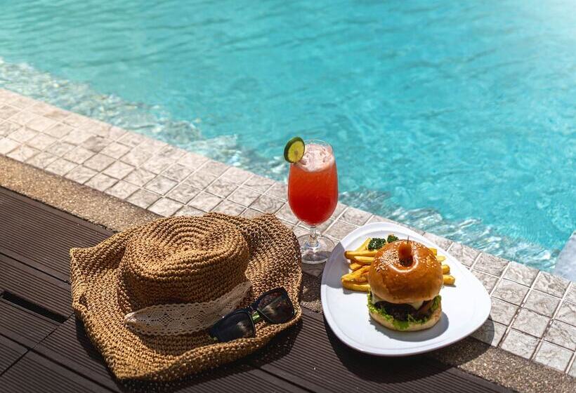 Patong Bay Exclusive