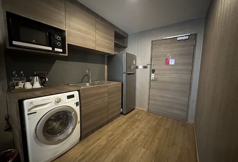 Fotos del hotel Glow Sukhumvit 5 By Centropolis:  17