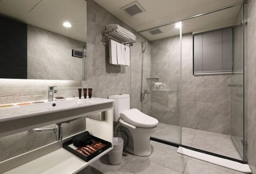 Fotos del hotel Kun Tour:  15