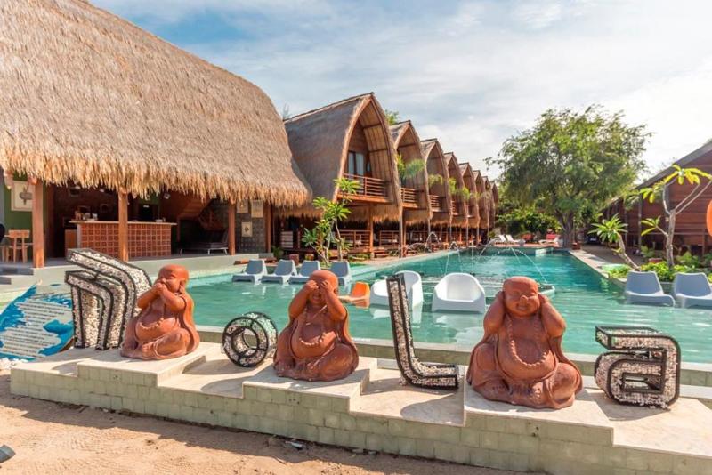 Mola2 Resort Gili Air Lombok  Dhm Resort