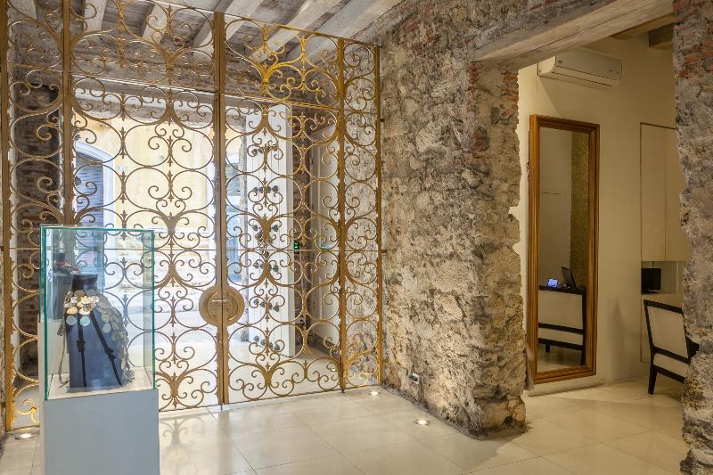 Fotos del hotel Mansion Tcherassi:  2