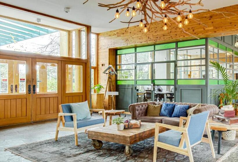 Fotos del hotel Selina Bariloche:  16