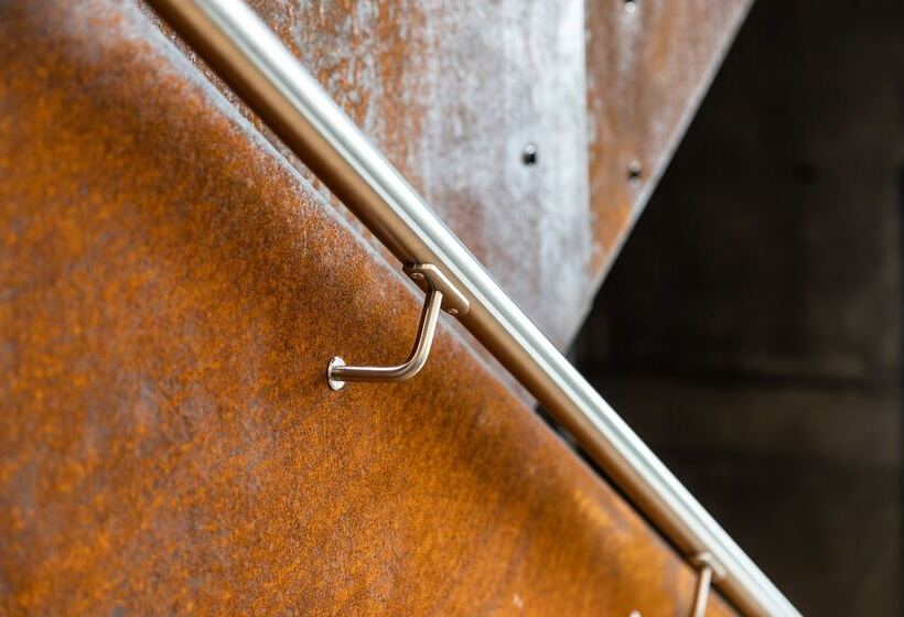 Fotos del hotel South Coast:  5