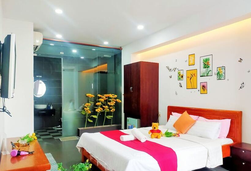 Reddoorz Plus Near Hoang Van Thu Park 2