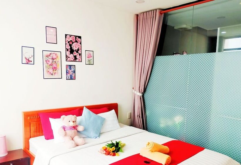 Fotos del hotel Reddoorz Plus Near Hoang Van Thu Park 2:  9