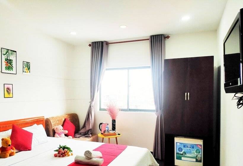 Fotos del hotel Reddoorz Plus Near Hoang Van Thu Park 2:  10