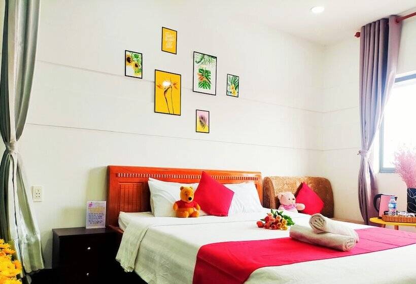 Fotos del hotel Reddoorz Plus Near Hoang Van Thu Park 2:  15