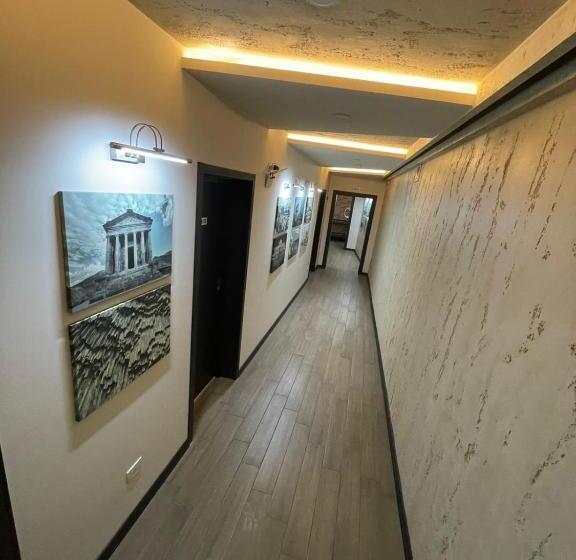 Fotos del hotel 4room:  16