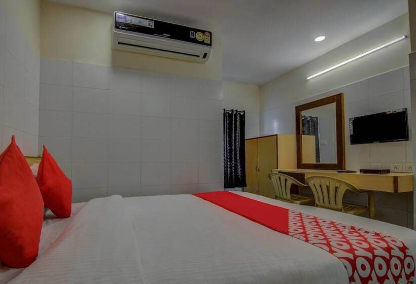 Fotos del hotel Oyo 14669 Mayur S Residency:  2