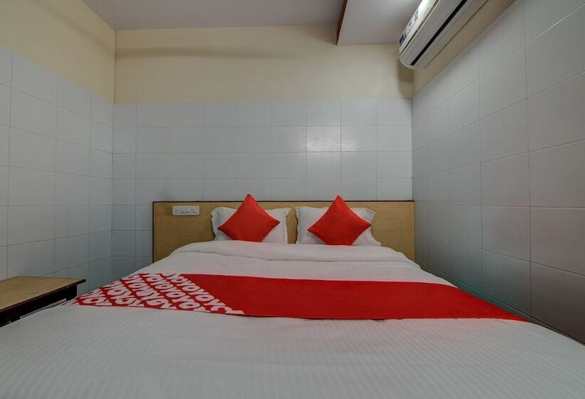 Fotos del hotel Oyo 14669 Mayur S Residency:  9