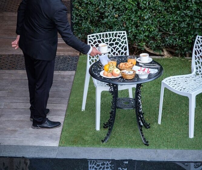 Fotos del hotel Le Palais Gallien Hôtel & Spa:  5