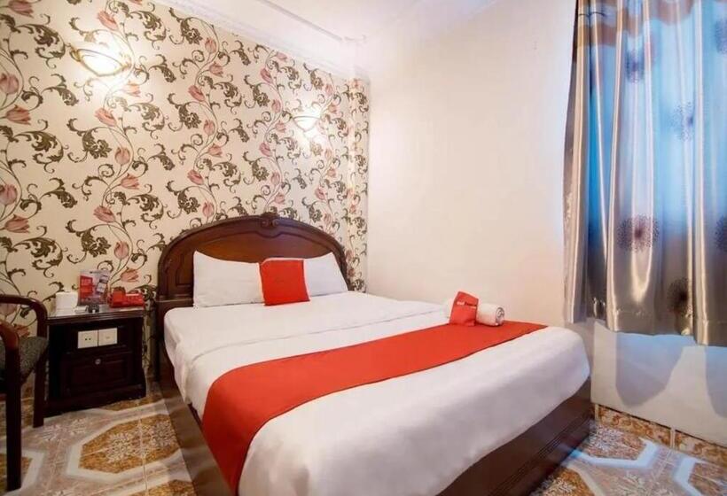 Fotos del hotel Reddoorz Plus Near Nowzone Plaza:  21