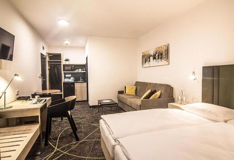 Fotos del hotel Valcha:  6