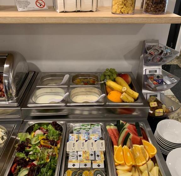 Fotos del hotel Valcha:  14