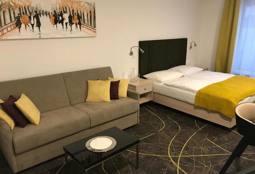 Fotos del hotel Valcha:  22