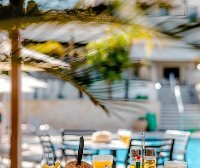 Fotos del hotel Louis Althea Beach:  13