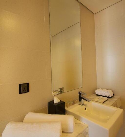 Fotos del hotel The Straits  & Suites:  22