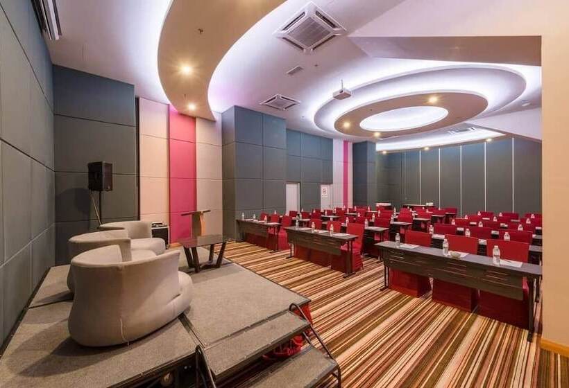 Fotos del hotel The Straits  & Suites:  15