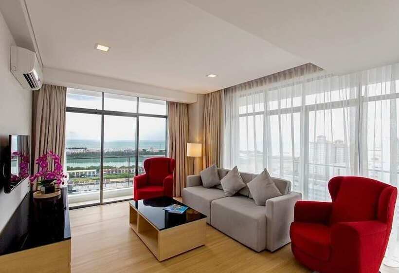 Fotos del hotel The Straits  & Suites:  13